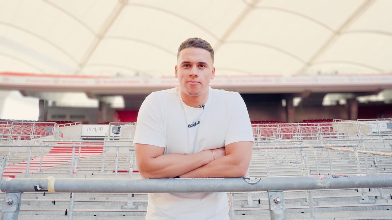 Philipp Mattes Hernández stellt sich vor — in der MHP-Arena